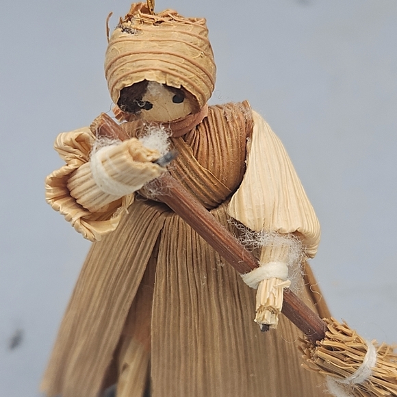 Vintage Corn Husk Doll Hanging Ornament Decor Handmade Fall Broom Harvest - Picture 8 of 11